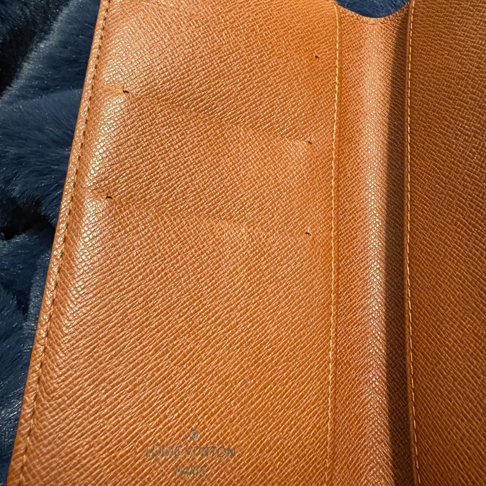 Louis Vuitton Vintage Tan Leather Wallet/ Cardholder - Picture 8 of 14